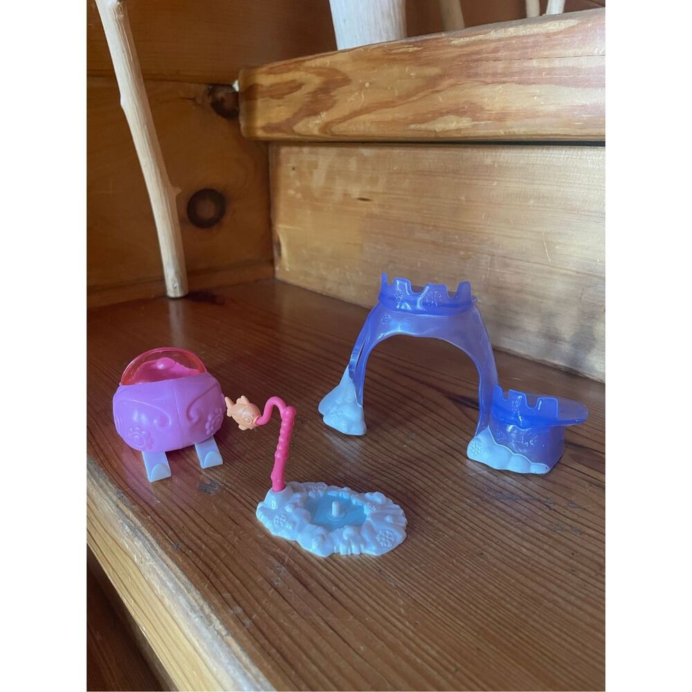 Littlest Pet Shop (LPS) Accessories - Arctic Pet